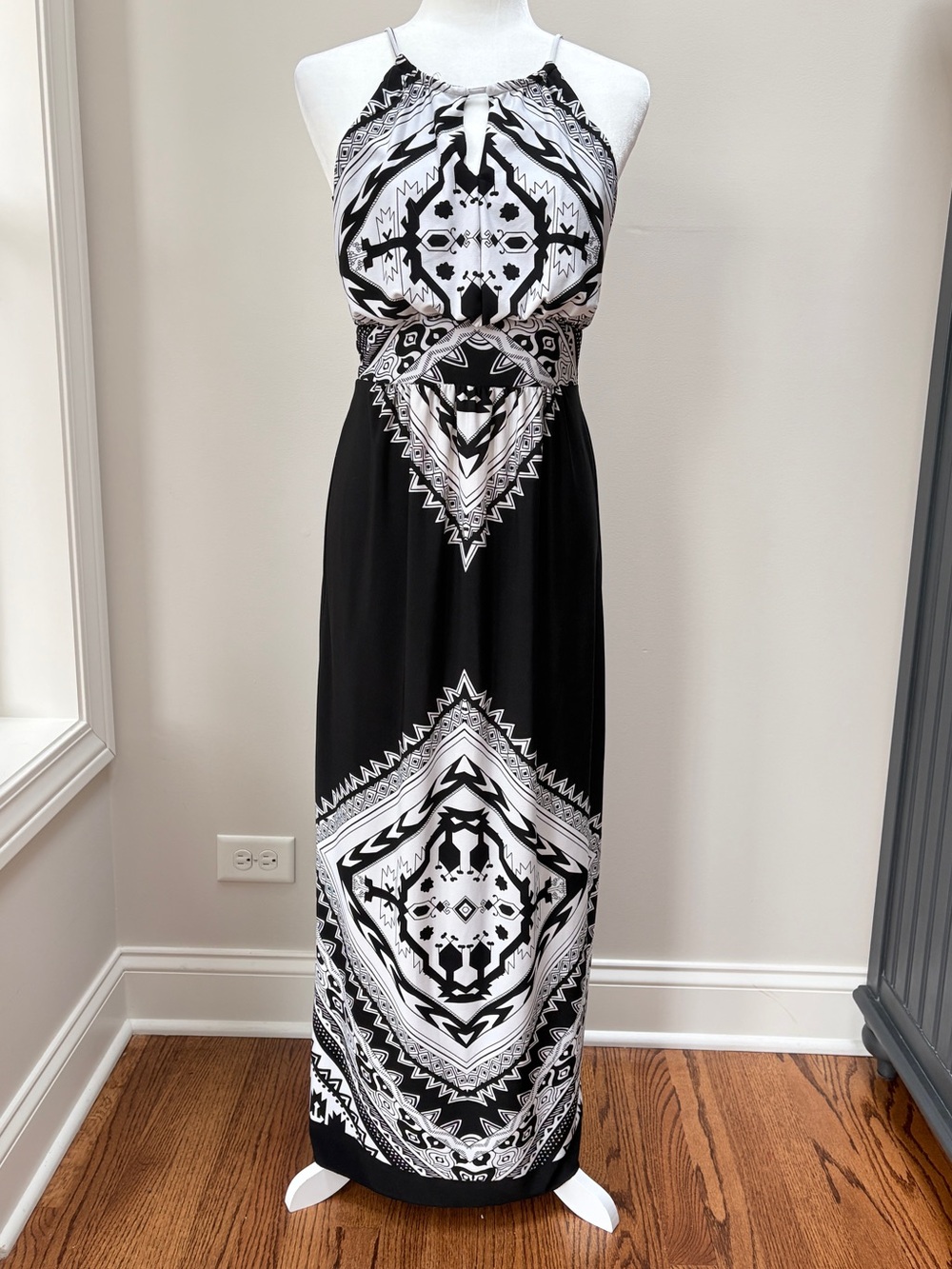 Valerie Bertinelli Black & White Halter-Patterned Maxi Dress